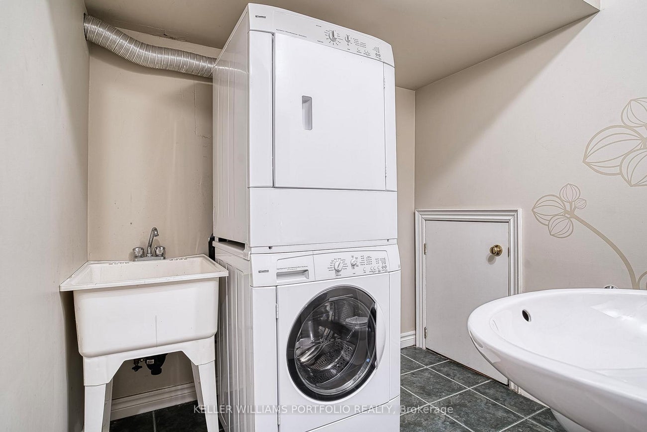 9A Woodfield Rd Road - Greenwood-Coxwell Att/Row/Townhouse, 2 Bedrooms (E12332525)# - 27