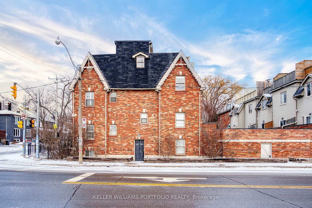 9A Woodfield Rd Road - Greenwood-Coxwell Att/Row/Townhouse, 2 Bedrooms (E12332525)# - 29