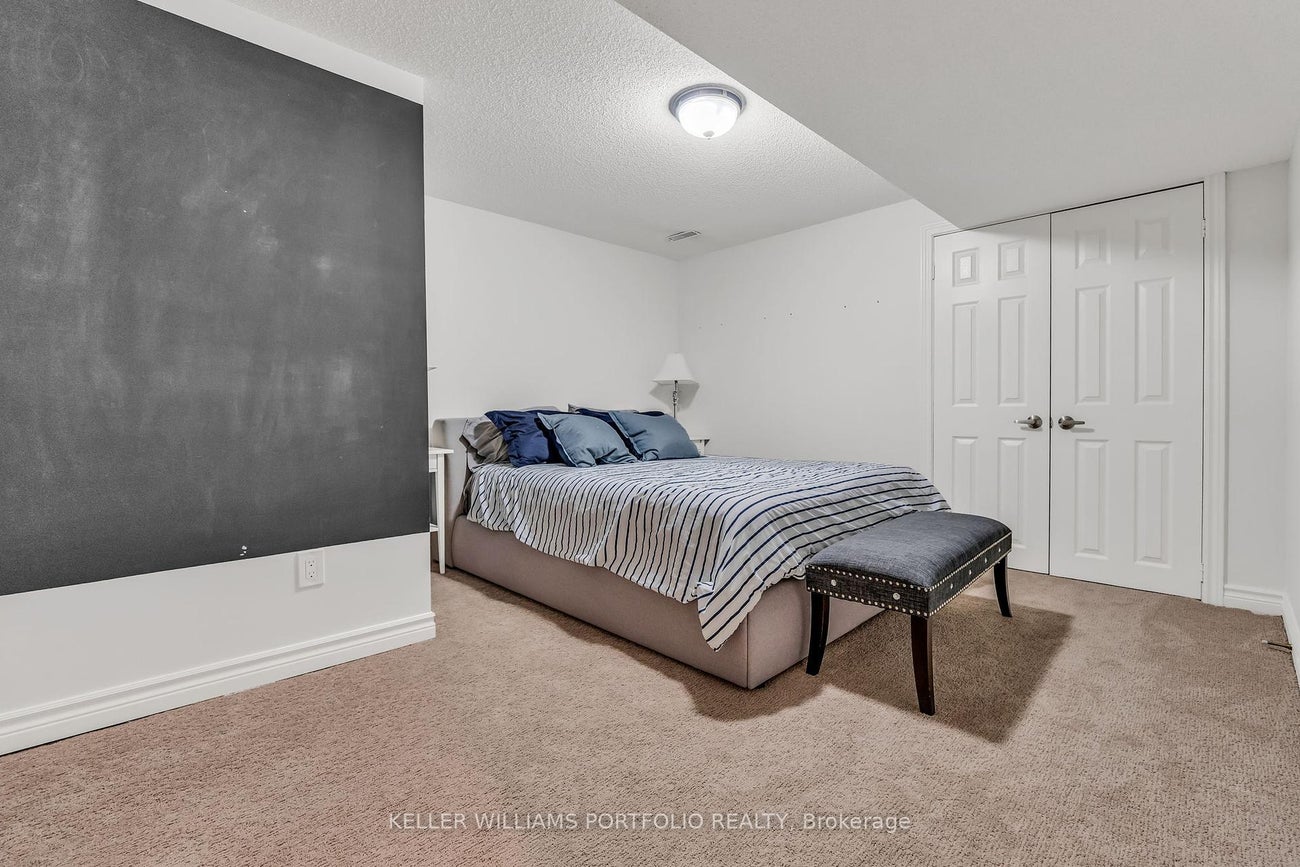 1123 Lakeshore Road E - 1013 - OO Old Oakville Detached for Sale, 2 + 3 Bedrooms (W12078047) #21