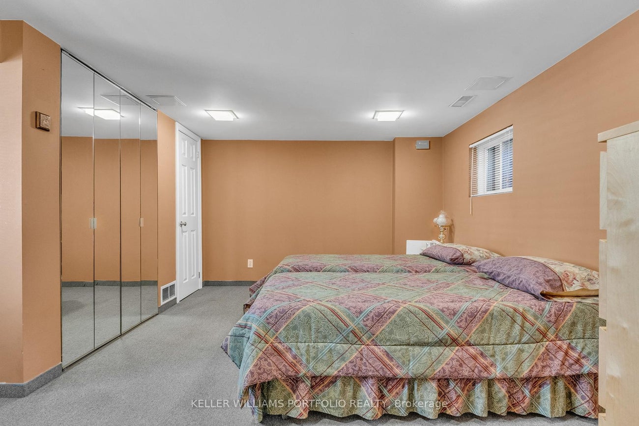 42 Forty First Street - Long Branch Detached for Sale, 1 + 1 Bedrooms (W12163602) #24