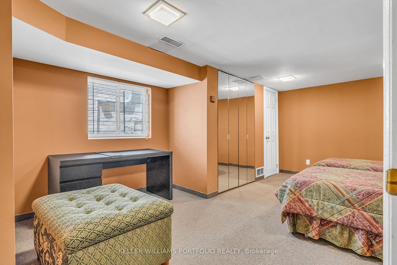 42 Forty First Street - Long Branch Detached for Sale, 1 + 1 Bedrooms (W12163602)# - 25