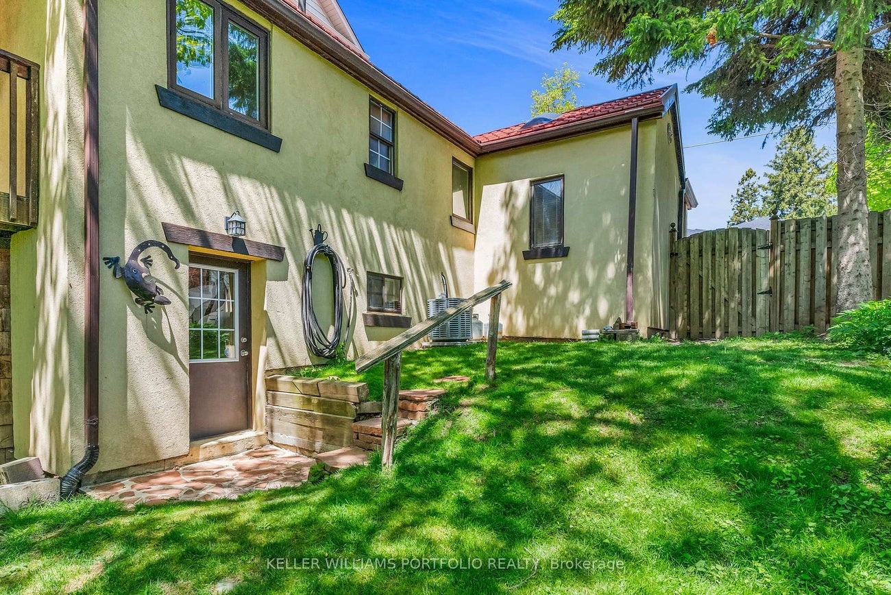 42 Forty First Street - Long Branch Detached for Sale, 1 + 1 Bedrooms (W12163602)# - 36