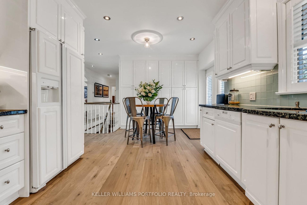 1123 Lakeshore Road E - 1013 - OO Old Oakville Detached for Sale, 2 + 3 Bedrooms (W12375640)# - 17