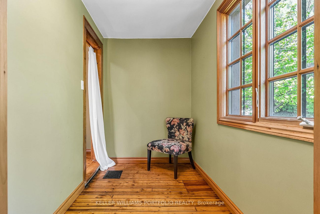 42 Forty First Street - Long Branch Detached for Sale, 1 + 1 Bedrooms (W12942650)# - 15