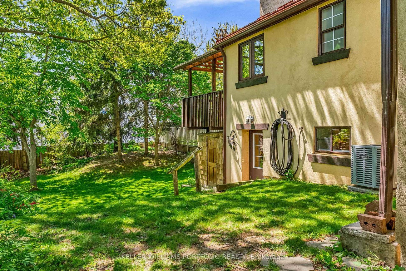 42 Forty First Street - Long Branch Detached for Sale, 1 + 1 Bedrooms (W12942650)# - 36