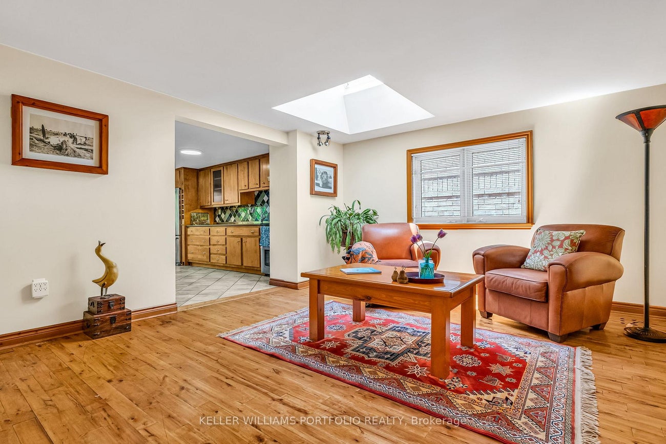 42 Forty First Street - Long Branch Detached for Sale, 1 + 1 Bedrooms (W12942650)# - 9