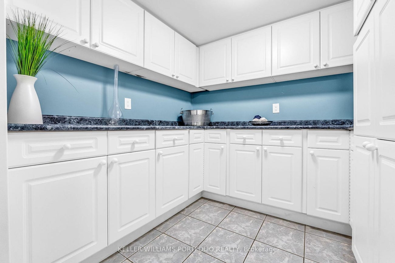 1123 Lakeshore Road E - 1013 - OO Old Oakville Detached, 2 + 3 Bedrooms (W12949898)# - 34