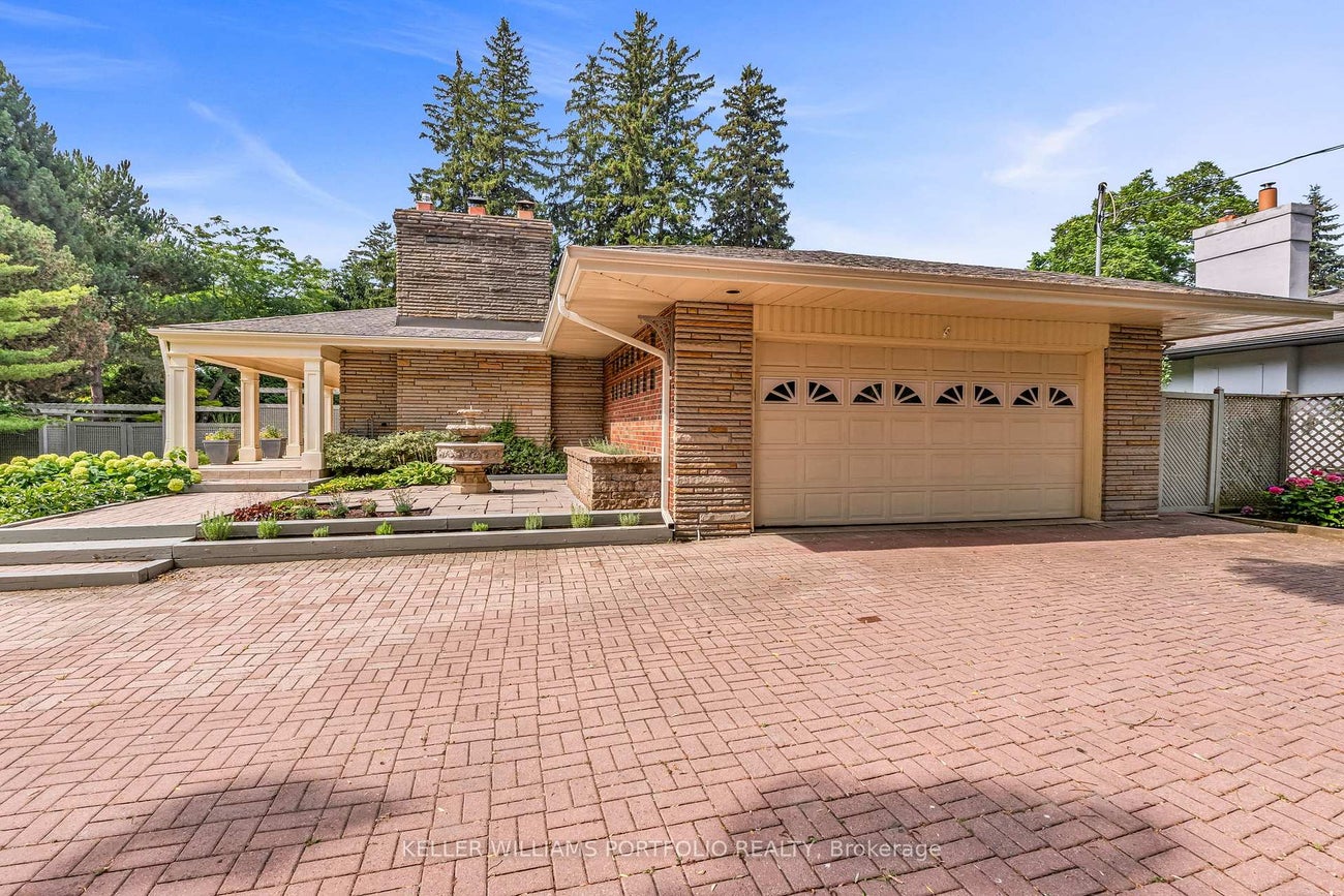 1123 Lakeshore Road E - 1013 - OO Old Oakville Detached, 2 + 3 Bedrooms (W12949898)# - 4