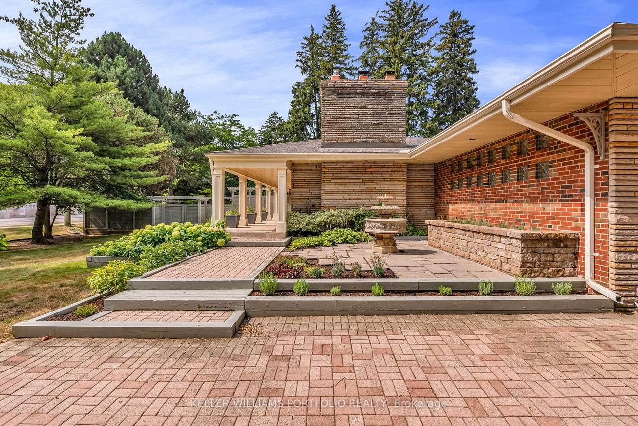 1123 Lakeshore Road E - 1013 - OO Old Oakville Detached, 2 + 3 Bedrooms (W12949898)# - 5