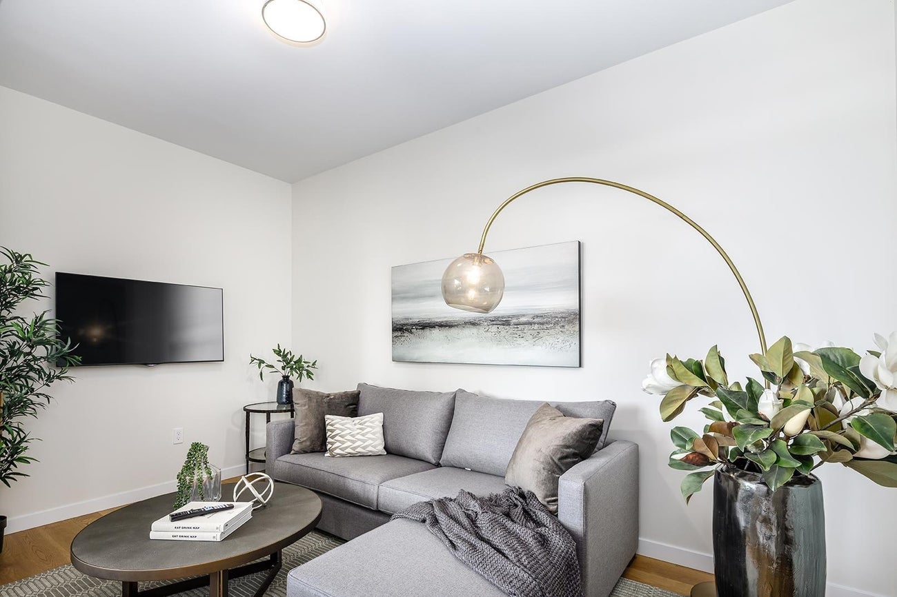 305 788 ARTHUR ERICKSON PLACE - Park Royal Apartment/Condo, 2 Bedrooms (R2857007) #5