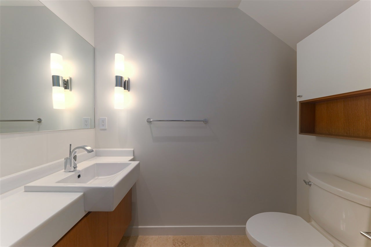 778 Arthur Erickson Place - Park Royal Townhouse for Sale, 2 Bedrooms (R2947556) #30