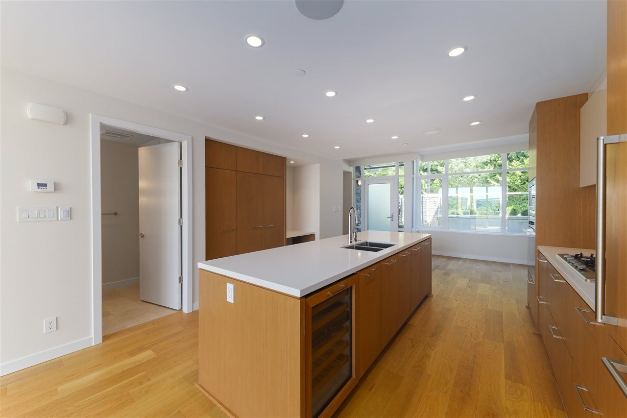 778 Arthur Erickson Place - Park Royal Townhouse for Sale, 2 Bedrooms (R2947556) #6