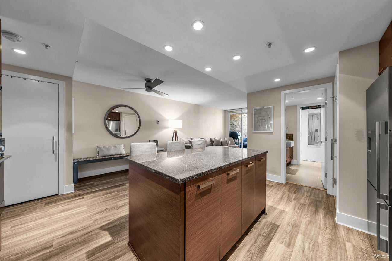 303 210 W 13TH STREET - Central Lonsdale Apartment/Condo, 1 Bedroom (R2960286) #13