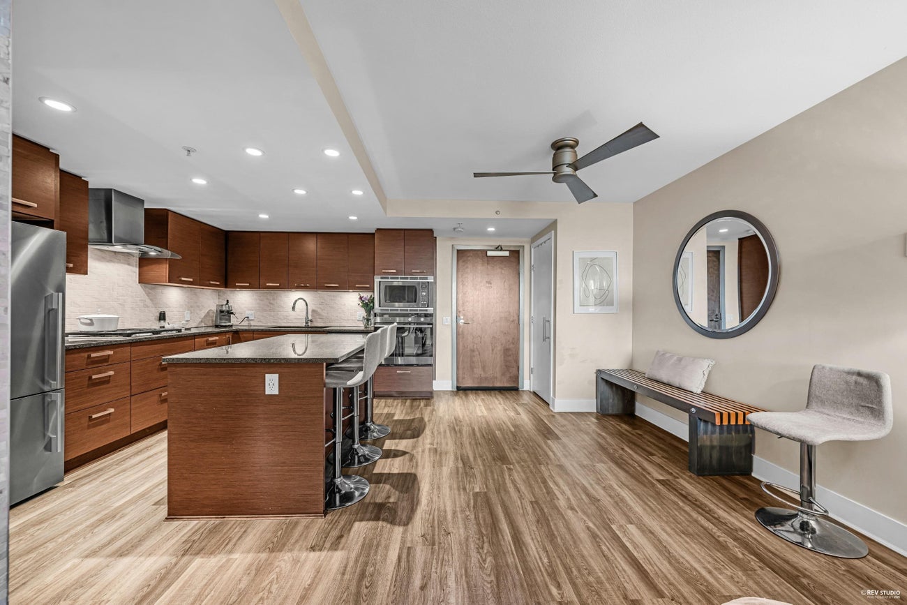 303 210 W 13TH STREET - Central Lonsdale Apartment/Condo, 1 Bedroom (R2960286) #3