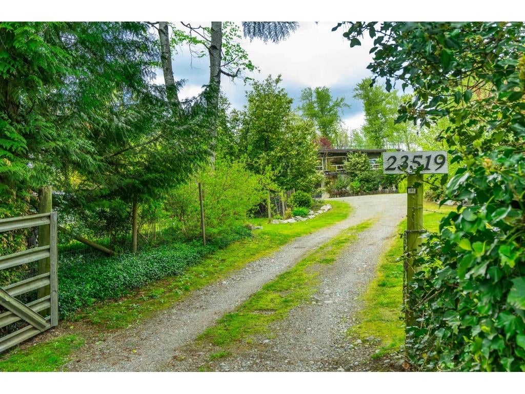 23519 24 AVENUE - Campbell Valley House with Acreage for sale, 3 Bedrooms (R2710881) #1