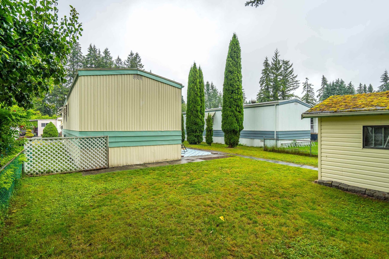 46 2305 200 STREET - Brookswood Langley Manufactured, 1 Bedroom (R2917948) #33