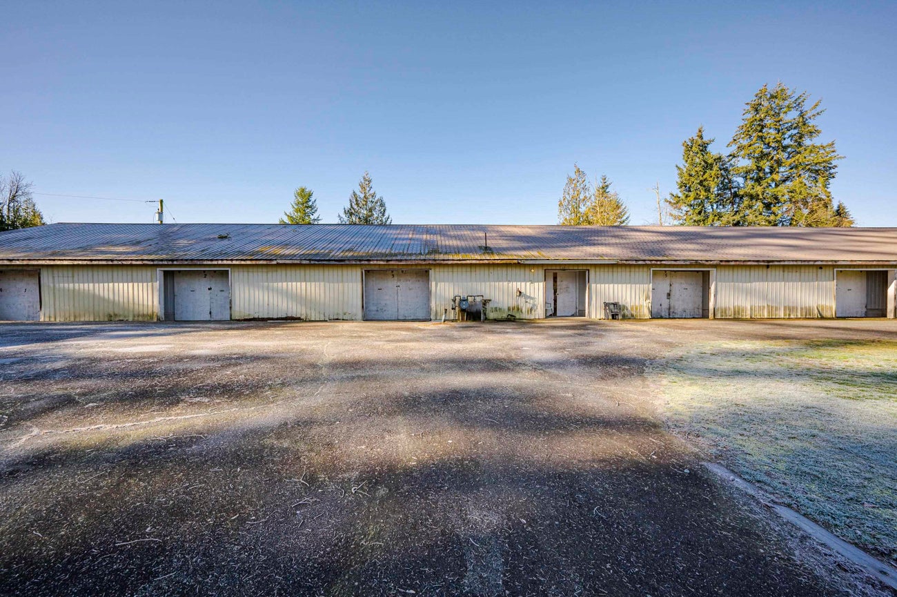 27071 64 Avenue - County Line Glen Valley Single Family Residence for Sale, 3 Bedrooms (R2960542) #2