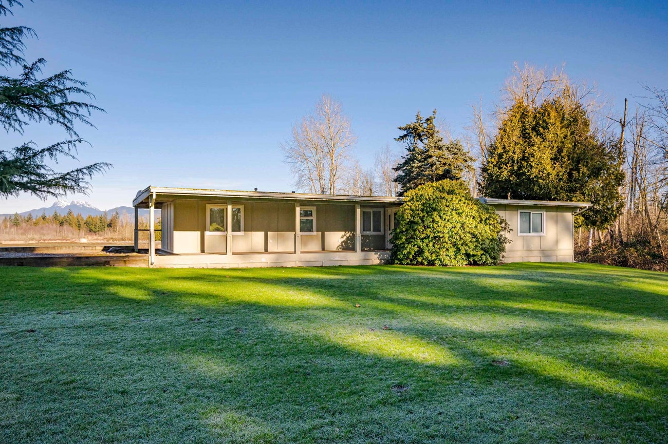 27071 64 Avenue - County Line Glen Valley Single Family Residence for Sale, 3 Bedrooms (R2960542) #7