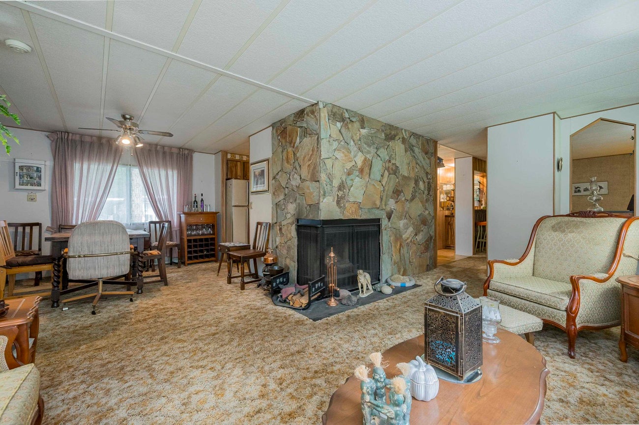 11 - 2306 198 Street - Brookswood Langley Manufactured Home for Sale, 3 Bedrooms (R2987321) #10