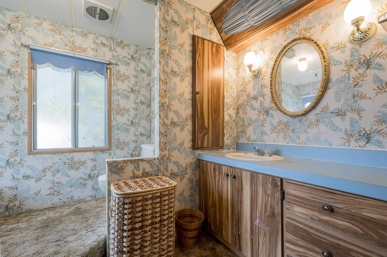 11 - 2306 198 Street - Brookswood Langley Manufactured Home for Sale, 3 Bedrooms (R2987321) #20