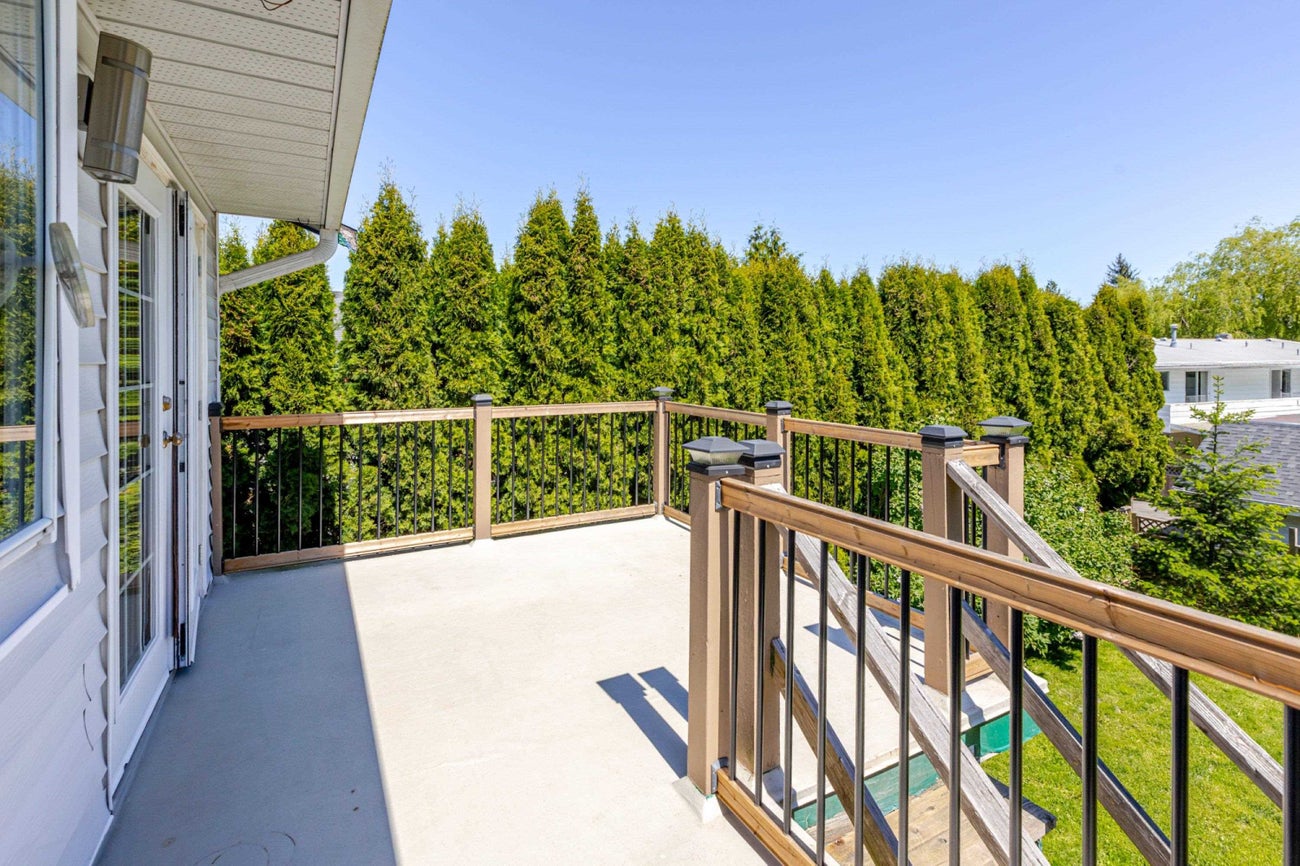 2978 266a Street - Aldergrove Langley Single Family Residence for Sale, 4 Bedrooms (R2998039) #33