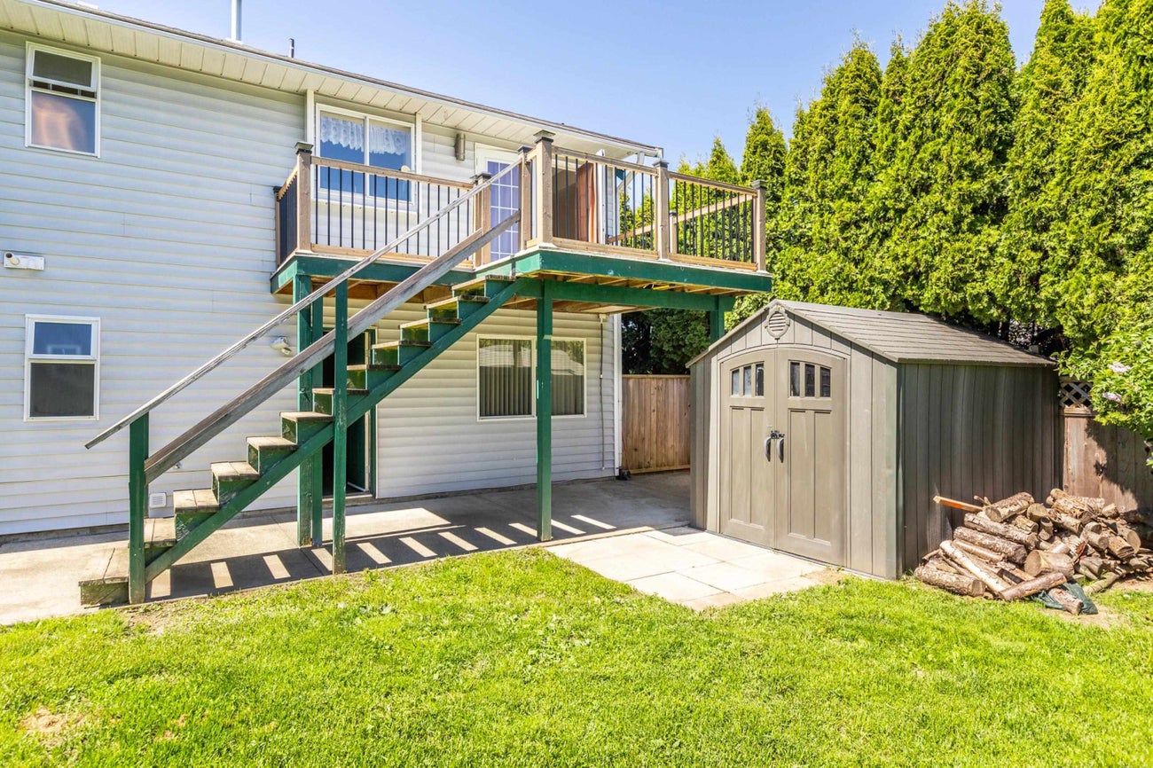 2978 266a Street - Aldergrove Langley Single Family Residence for Sale, 4 Bedrooms (R2998039) #35