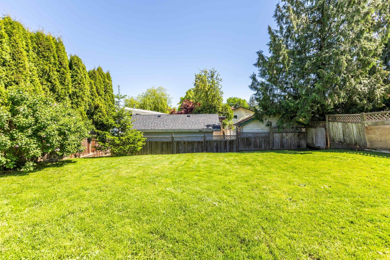 2978 266a Street - Aldergrove Langley Single Family Residence for Sale, 4 Bedrooms (R2998039) #38
