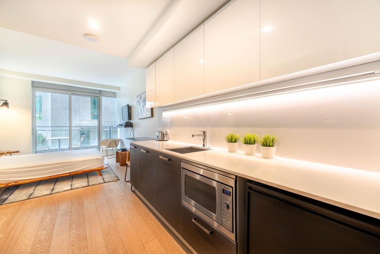 702 1499 W PENDER STREET - Coal Harbour Apartment/Condo for sale, 2 Bedrooms (R2886112) #32