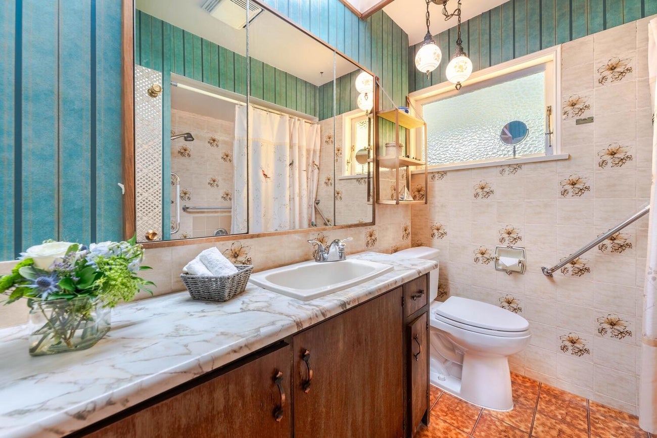 349 Midlothian Street - Cambie Single Family Residence for Sale, 5 Bedrooms (R3054974) #19