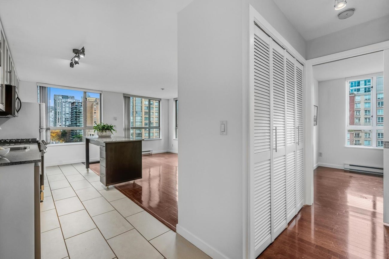 804 - 1225 Richards Street - Downtown VW Apartment/Condo, 1 Bedroom (R3069281)# - 13