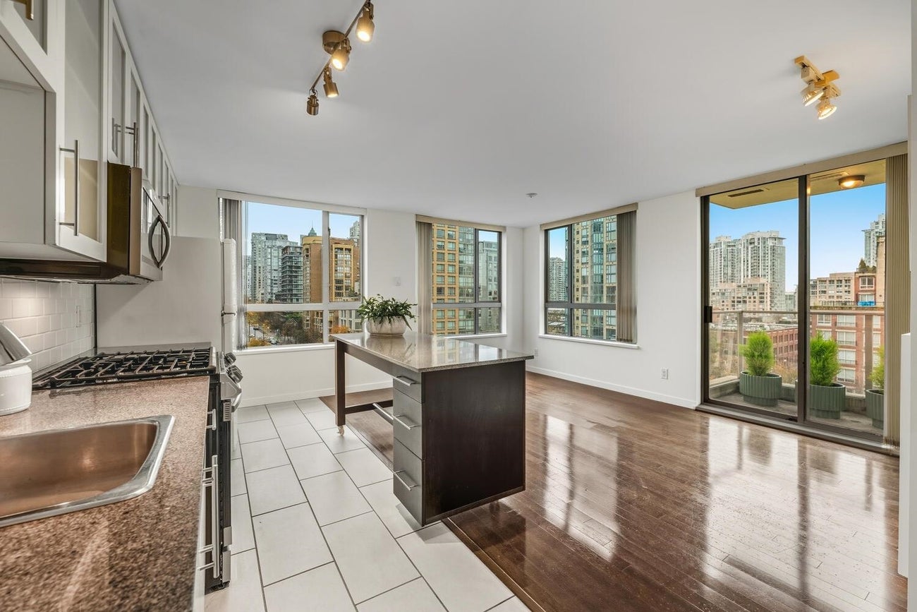 804 - 1225 Richards Street - Downtown VW Apartment/Condo, 1 Bedroom (R3069281)# - 4