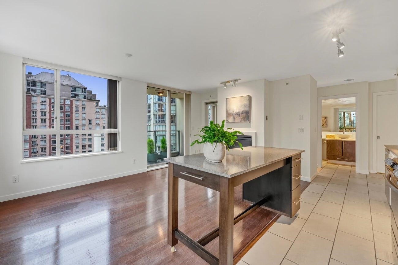 804 - 1225 Richards Street - Downtown VW Apartment/Condo, 1 Bedroom (R3069281)# - 8