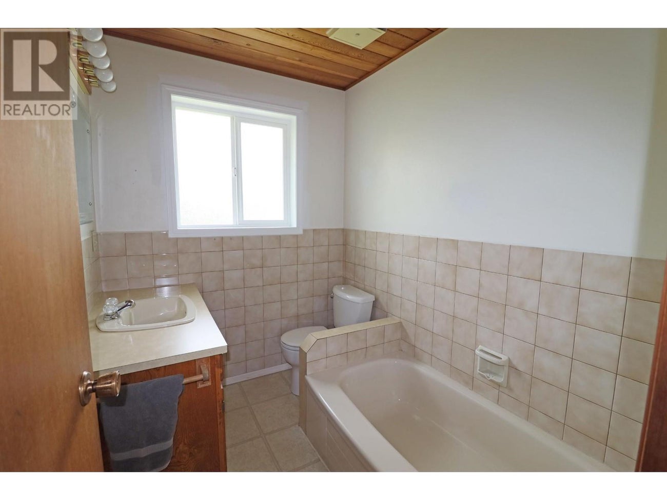 40 CHASE Road - Christina Lake House for Sale, 4 Bedrooms (10337958) #13