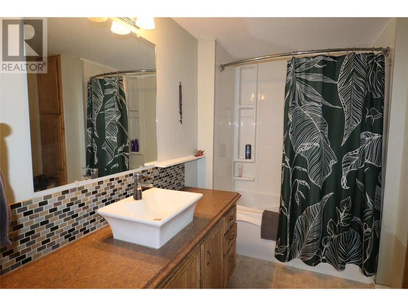 5595 COOPER Road - Grand Forks Manufactured Home for Sale, 2 Bedrooms (10340117) #19