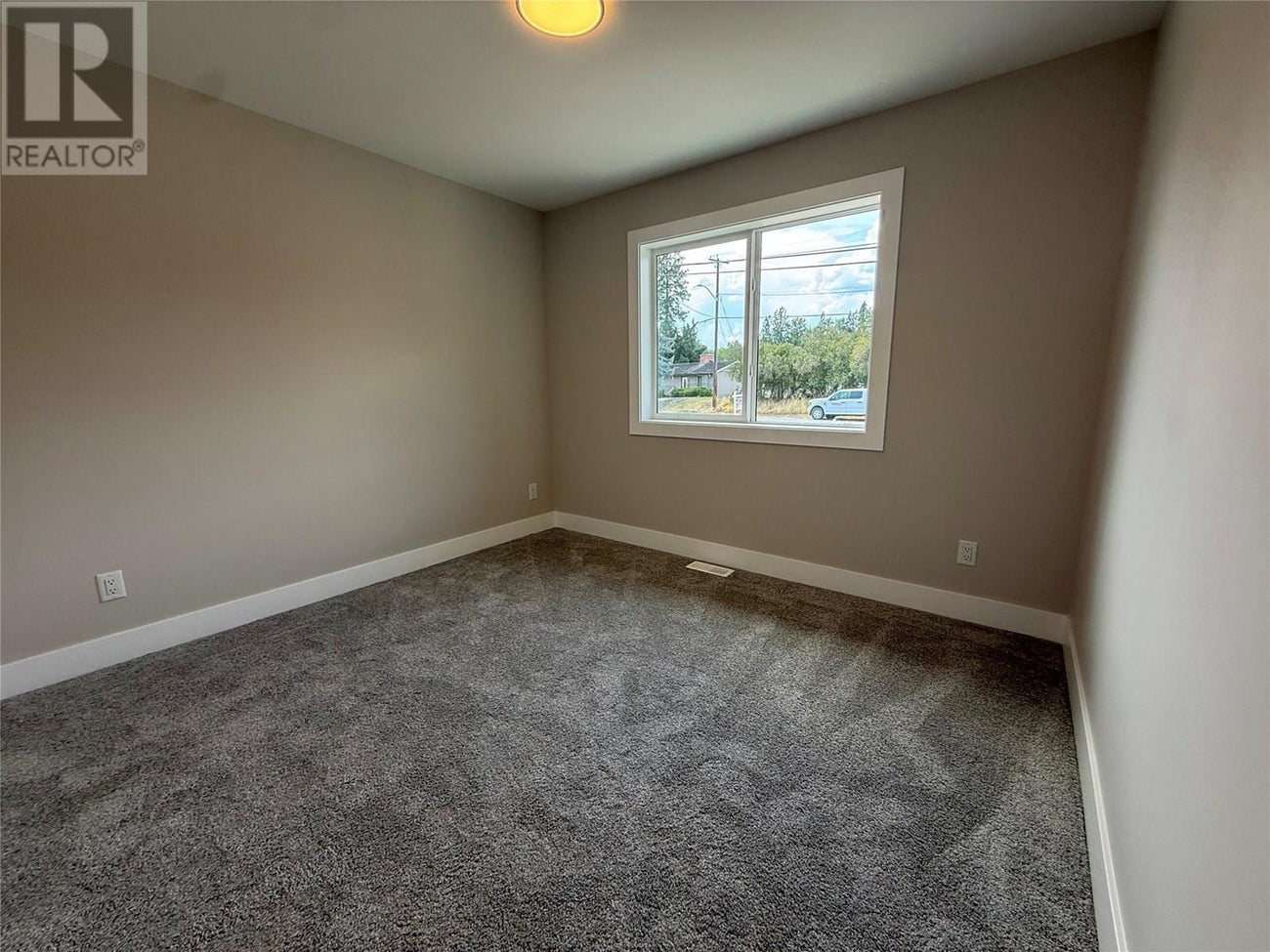 6070 19th Street - Grand Forks House for Sale, 3 Bedrooms (10343651) #18