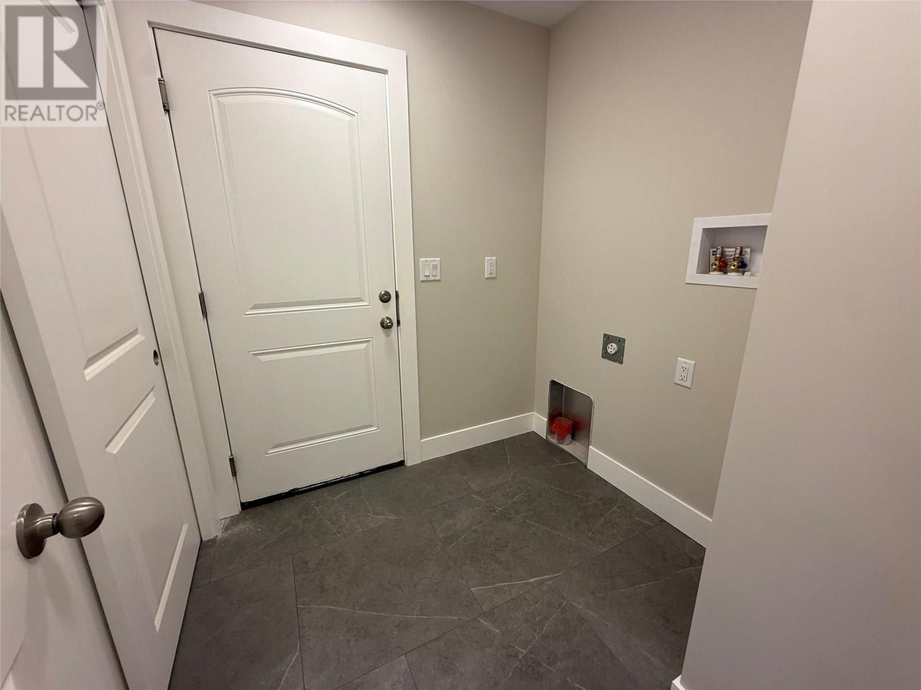 6070 19th Street - Grand Forks House for Sale, 3 Bedrooms (10343651) #24