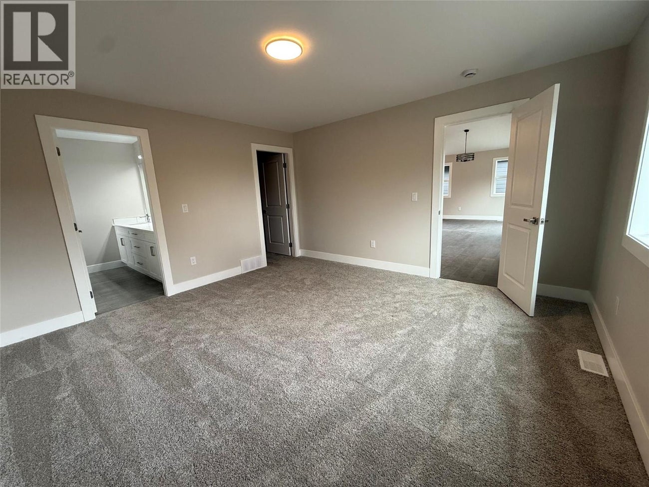 6060 19th Street - Grand Forks House for Sale, 3 Bedrooms (10343647) #10
