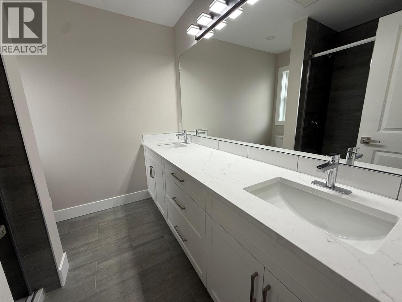 6060 19th Street - Grand Forks Single Family for Sale, 3 Bedrooms (10343647)# - 11