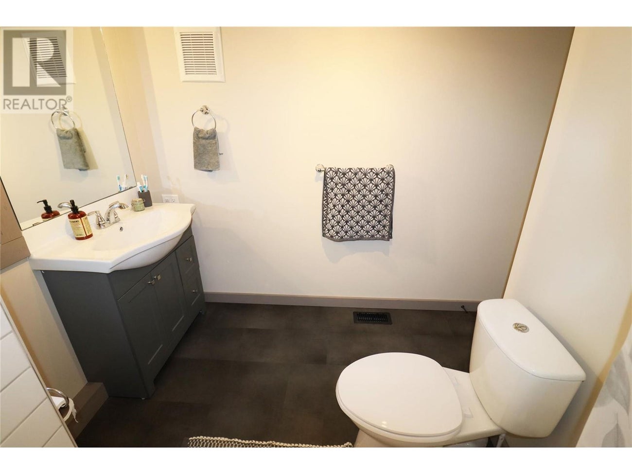 1483 Olsen Road - Christina Lake Manufactured Home for Sale, 3 Bedrooms (10344058) #16