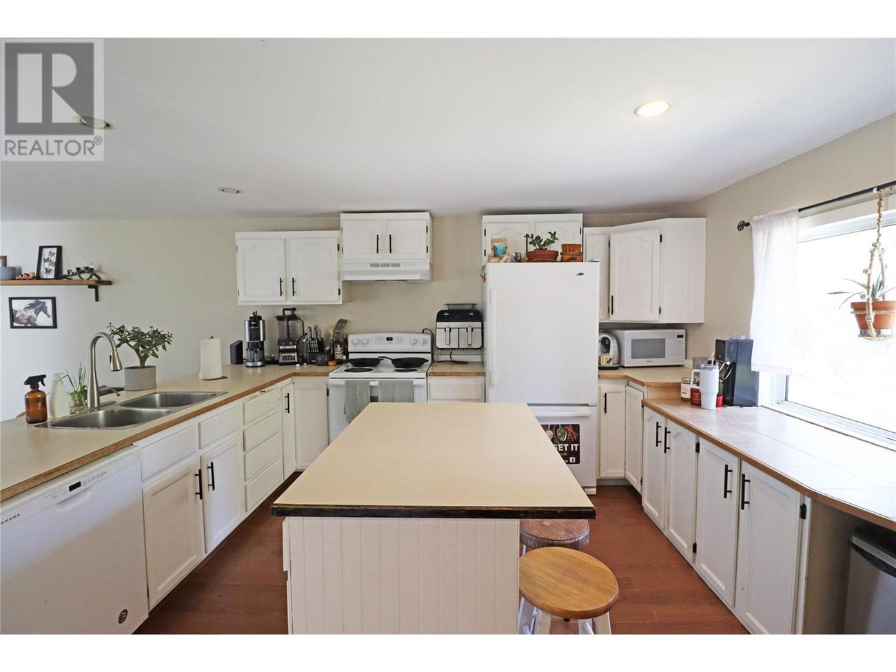 1483 Olsen Road - Christina Lake Manufactured Home for Sale, 3 Bedrooms (10344058) #6