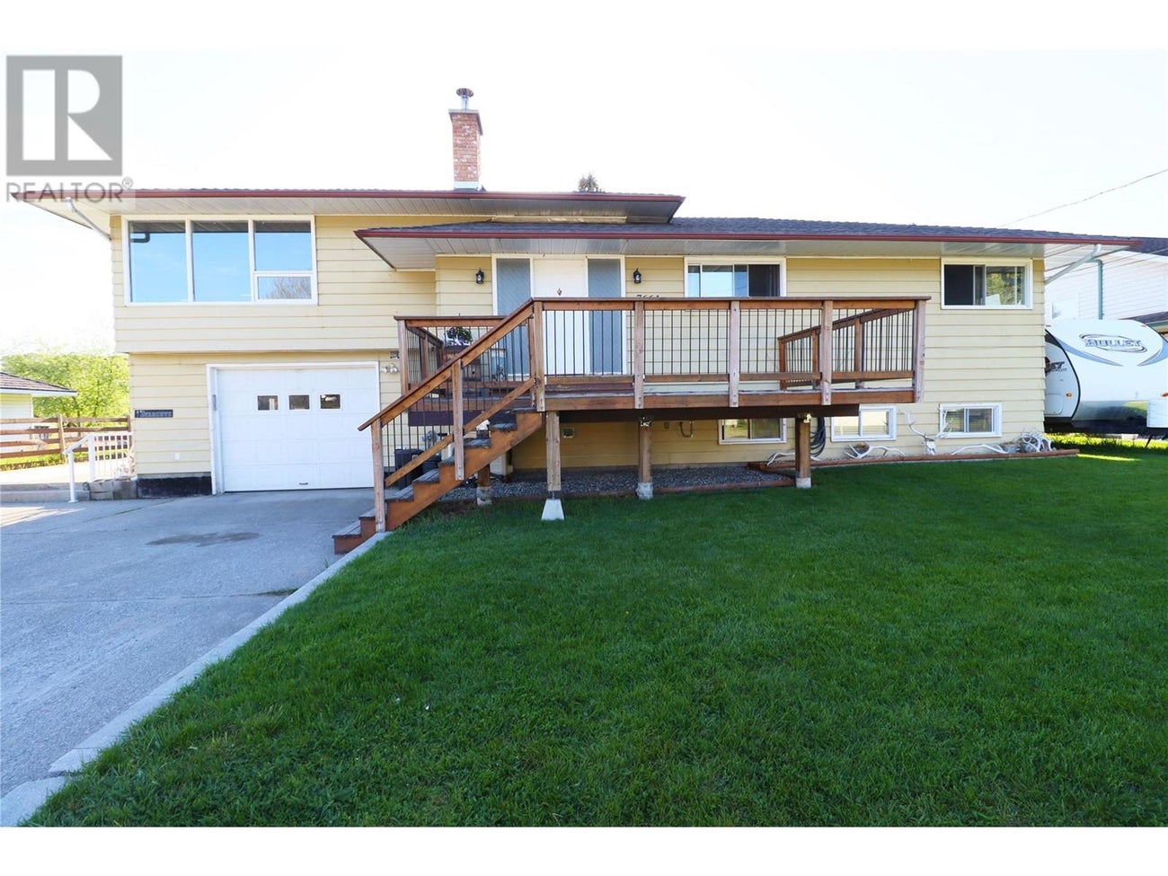 7661 Phoenix Way - Grand Forks House for Sale, 4 Bedrooms (10345724) #1