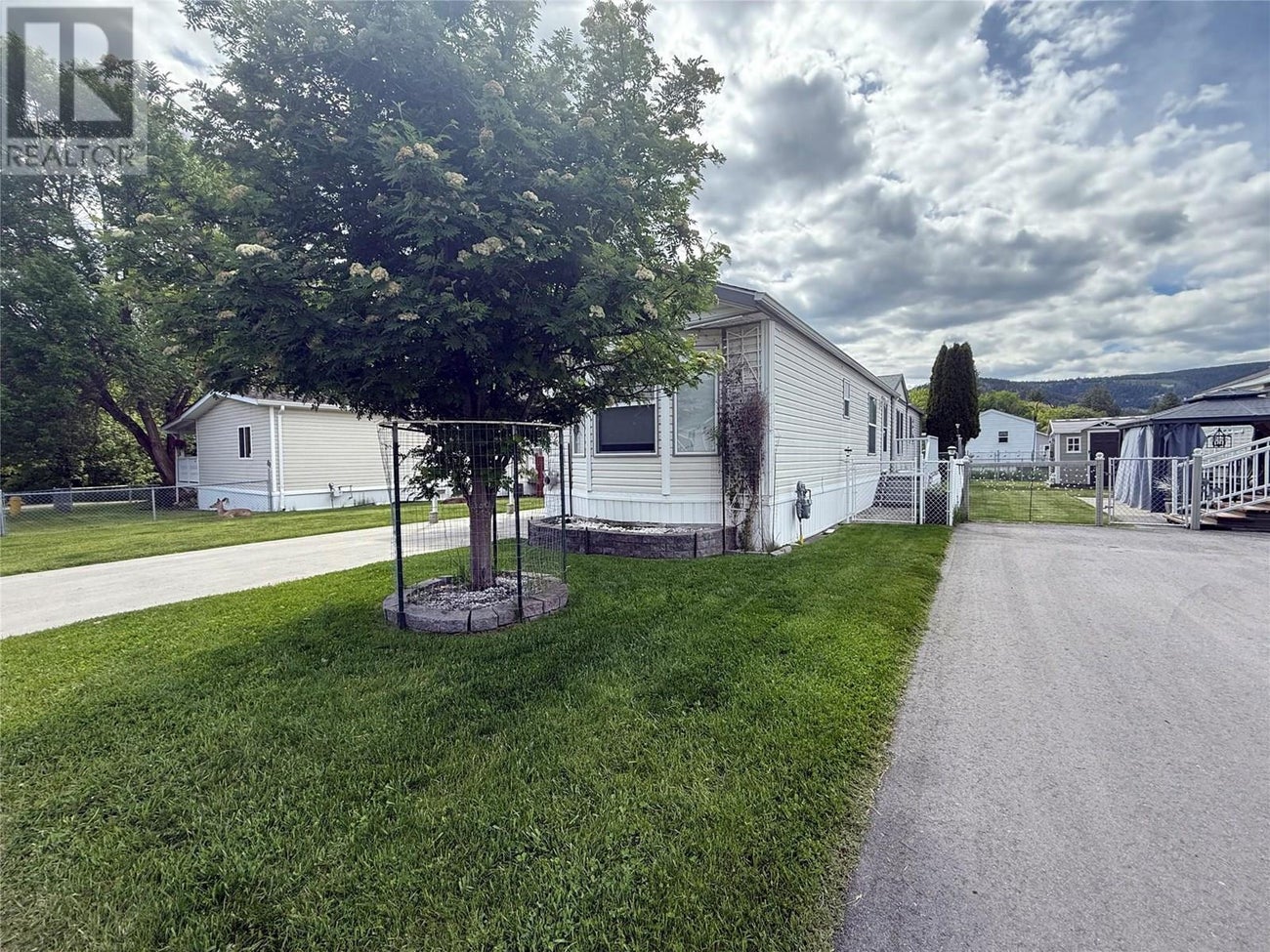 7225 Boundary Drive Unit# 24 - Grand Forks Manufactured Home for Sale, 2 Bedrooms (10348369) #2
