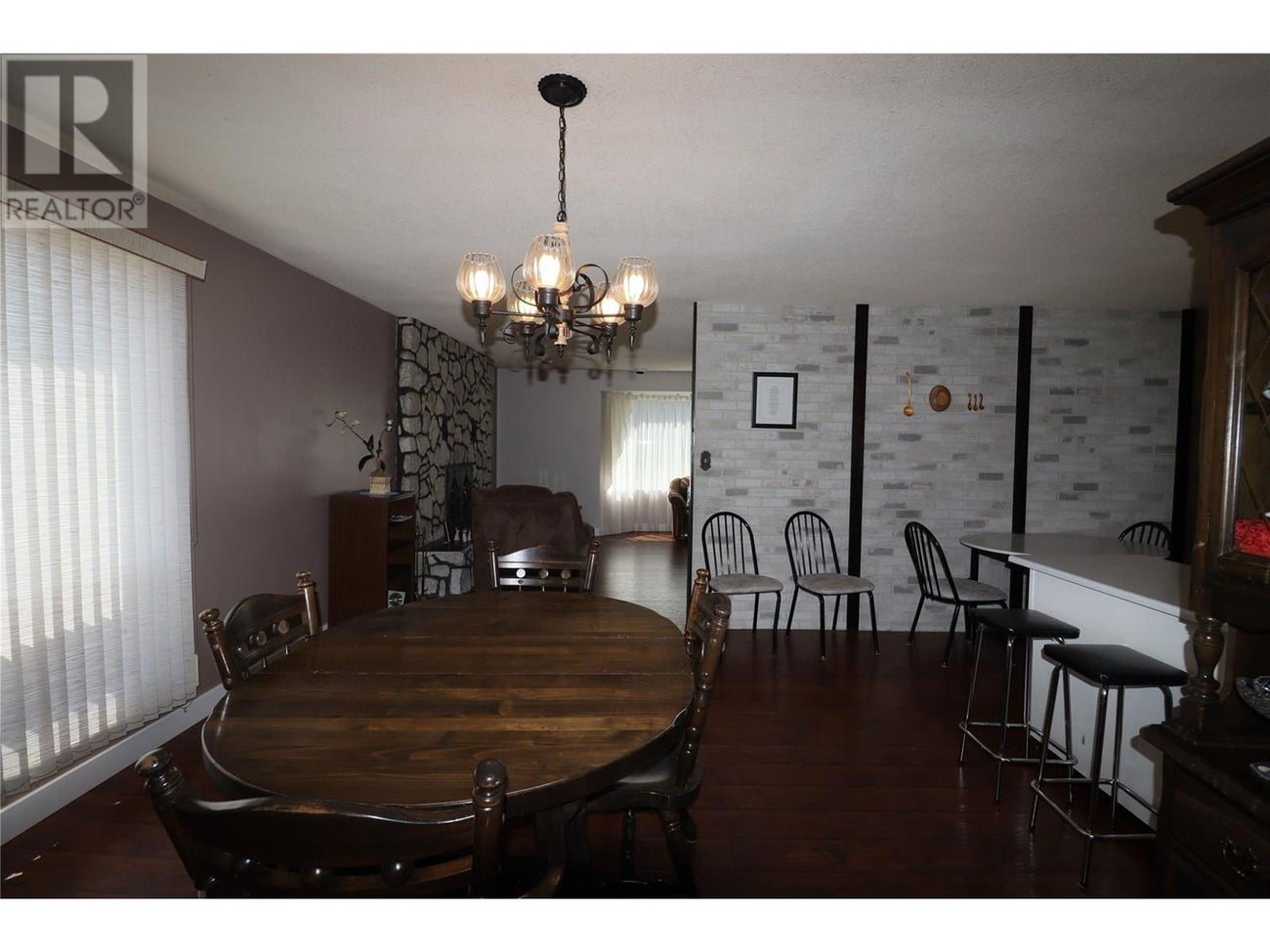 5750 Reservoir Road - Grand Forks House for Sale, 4 Bedrooms (10355821) #15
