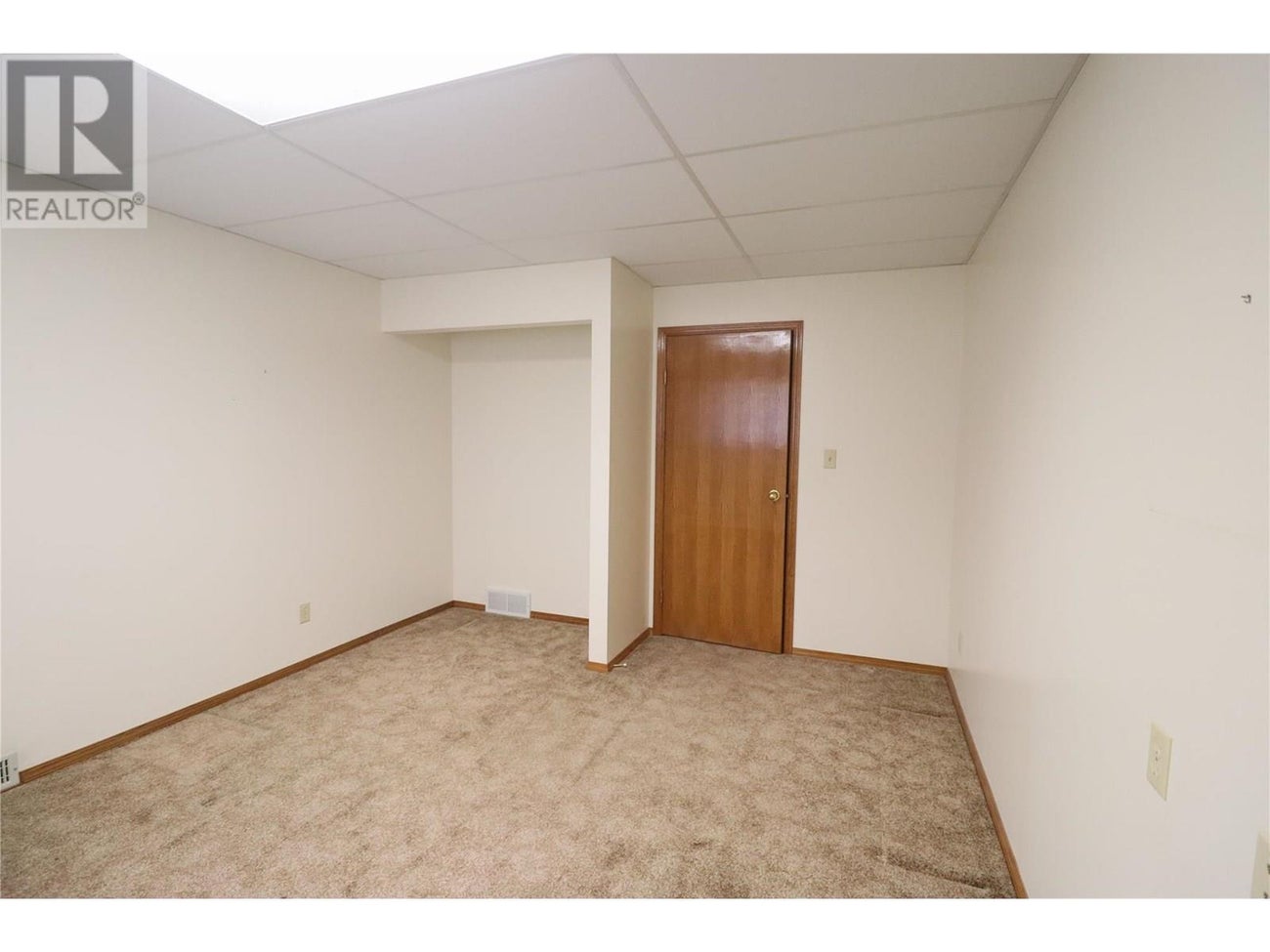 210 WINNIPEG Avenue - Grand Forks Single Family for Sale, 3 Bedrooms (10355820)# - 37