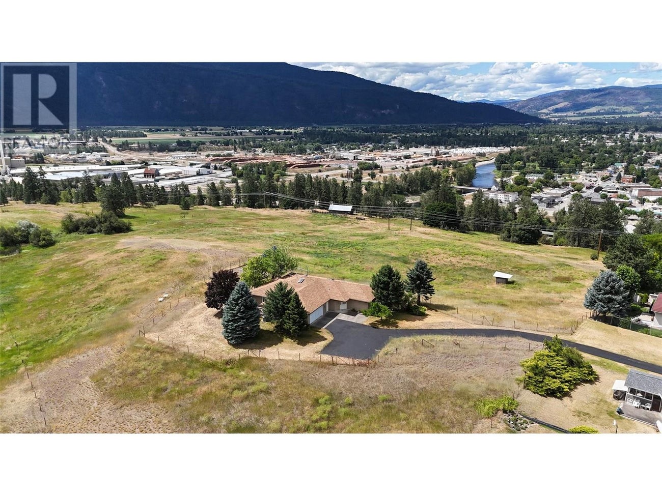 210 WINNIPEG Avenue - Grand Forks Single Family for Sale, 3 Bedrooms (10355820)# - 9