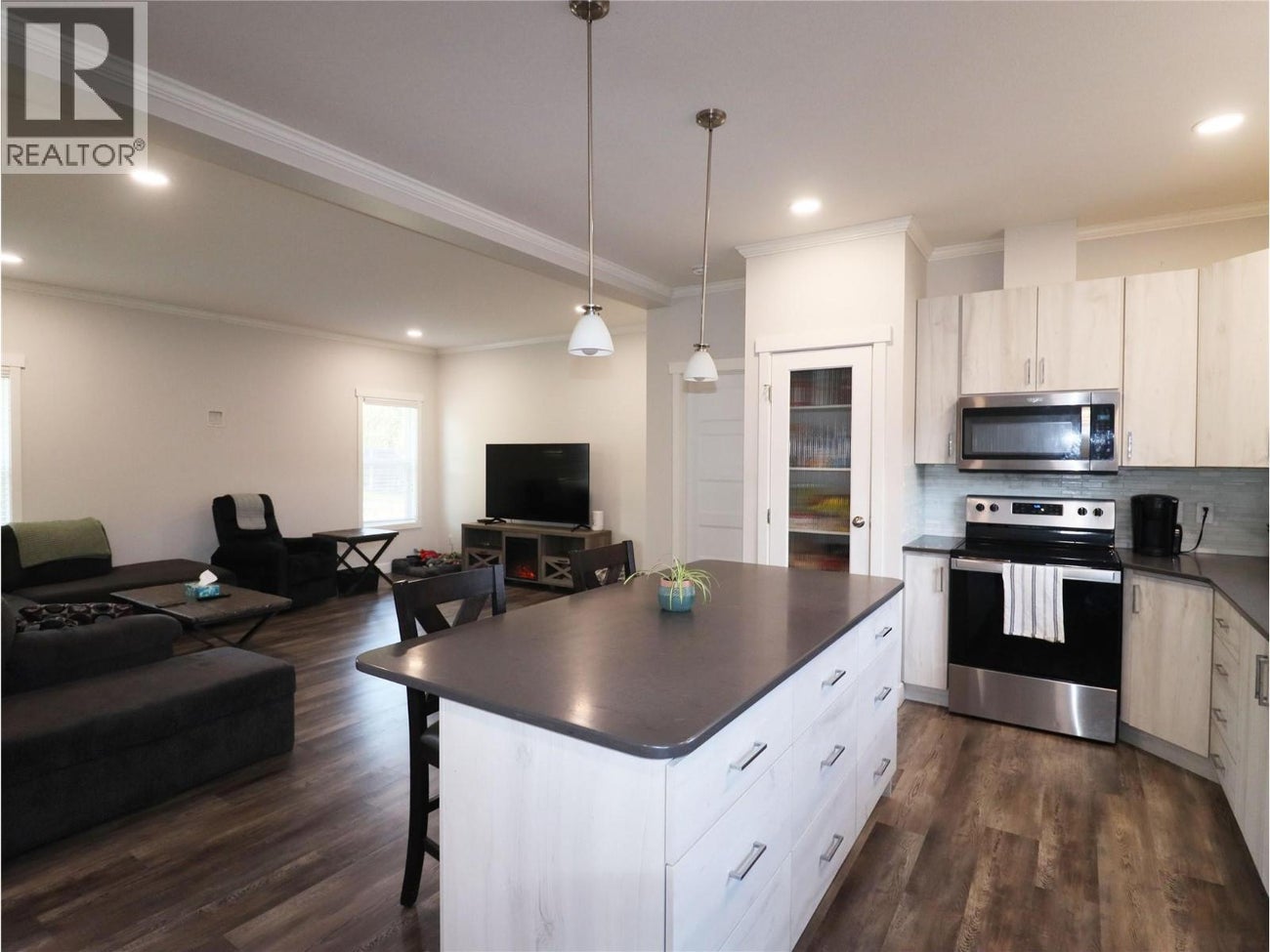 7654 18TH Street - Grand Forks Single Family for Sale, 3 Bedrooms (10360467)# - 4