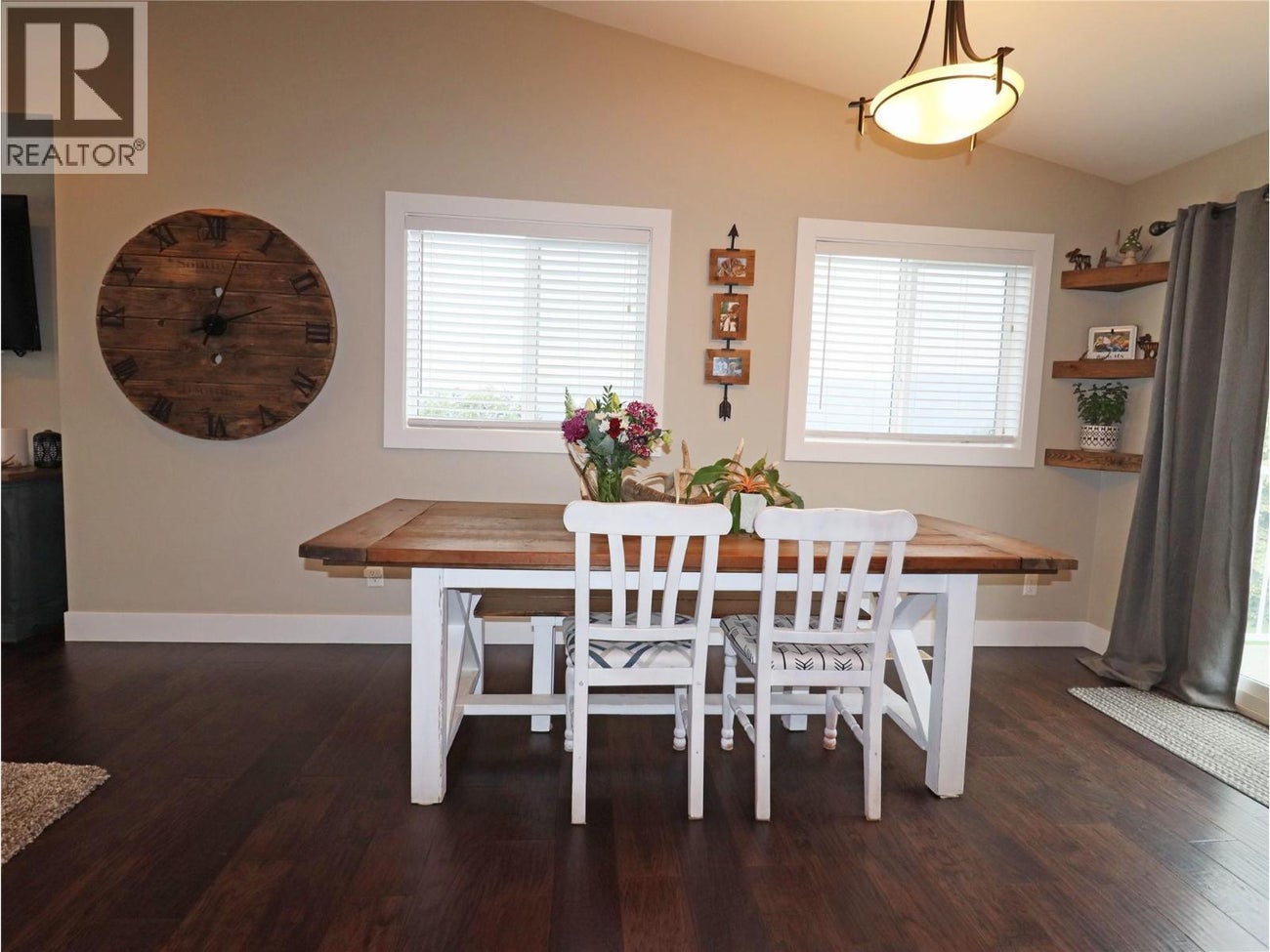 251 GOLDEN Way - Grand Forks Single Family for Sale, 4 Bedrooms (10362880)# - 19