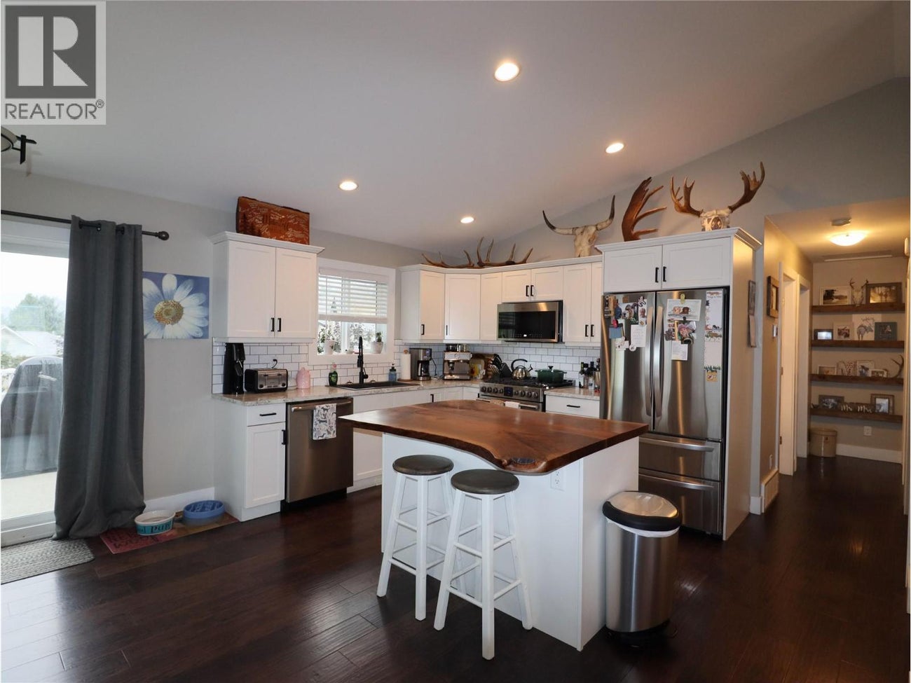 251 GOLDEN Way - Grand Forks Single Family for Sale, 4 Bedrooms (10362880)# - 26