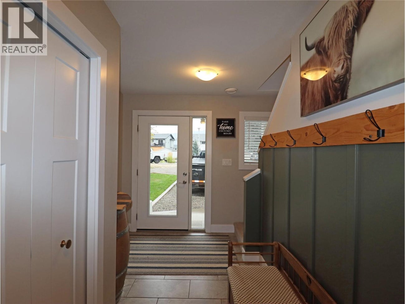 251 GOLDEN Way - Grand Forks House for Sale, 4 Bedrooms (10362880) #35