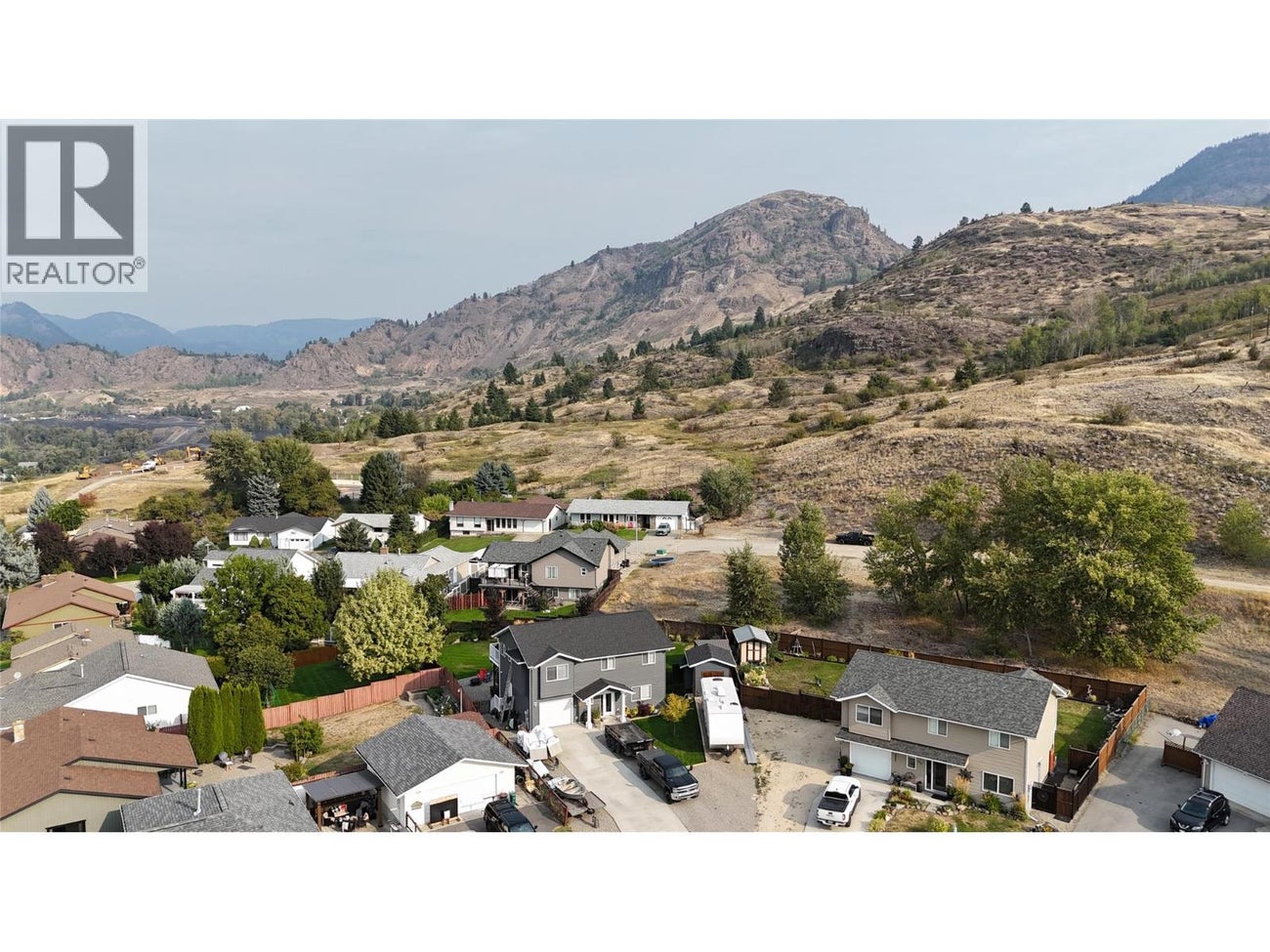 251 GOLDEN Way - Grand Forks Single Family for Sale, 4 Bedrooms (10362880)# - 6